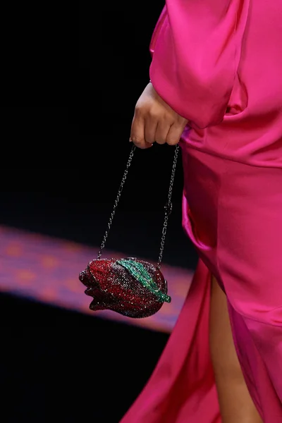 Look 20